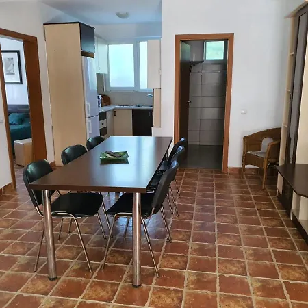 Club Cristal Apartment